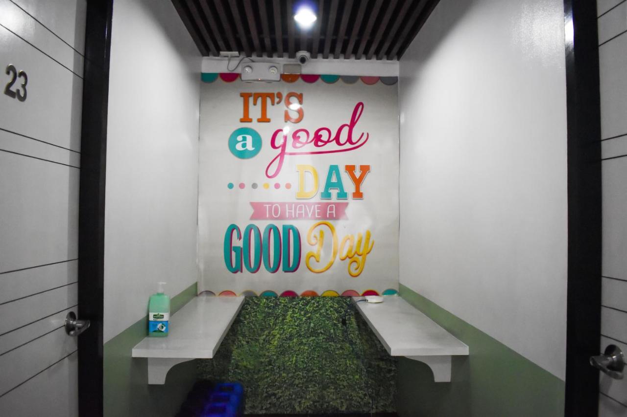 Happy Homes Manila Luaran gambar